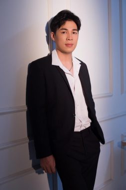 陈月念 珠海 35岁 180cm 70kg