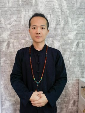 李伦科 珠海 37岁 160cm 50kg