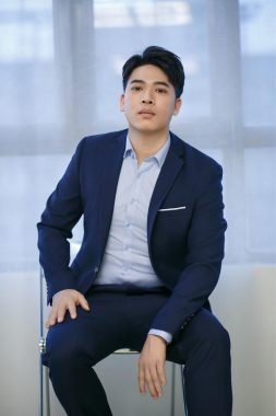 覃朝恩 惠州 43岁 175cm 75kg