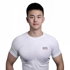 宋顶超 广州 21岁 175cm 64kg