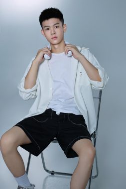 罗锐钦 广州 28岁 176cm 57kg