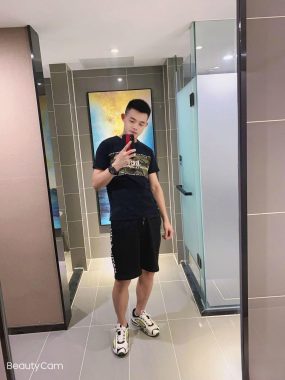 赵正永 广州 28岁 175cm 60kg