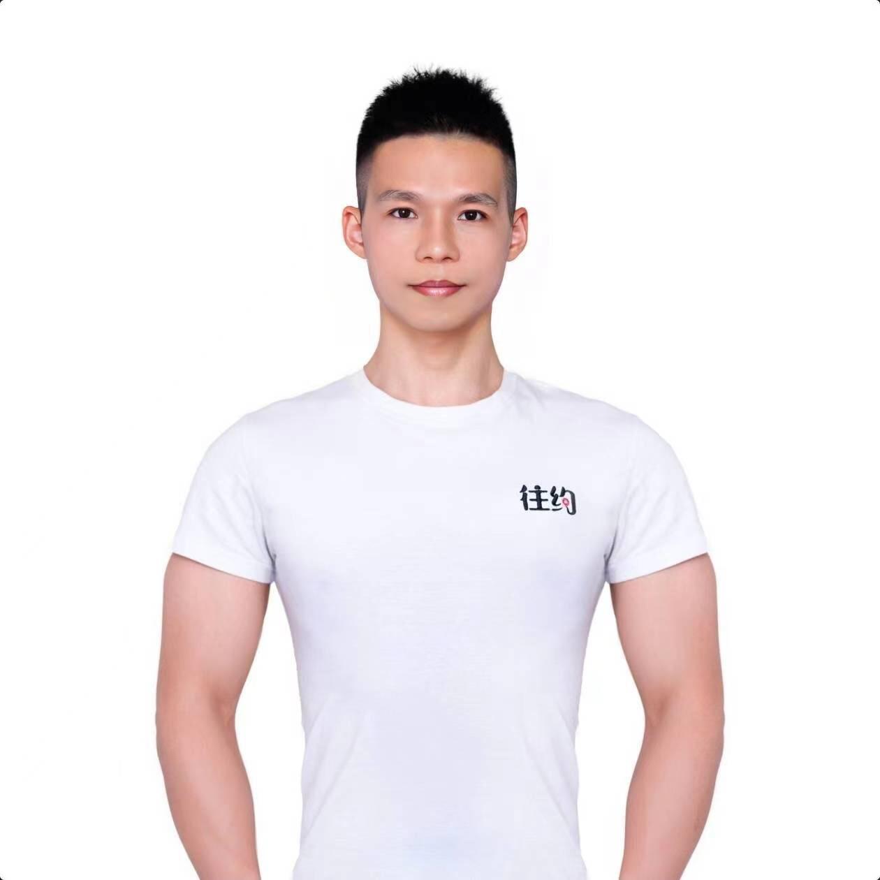 曹小杨 广州 44岁 168cm 126kg