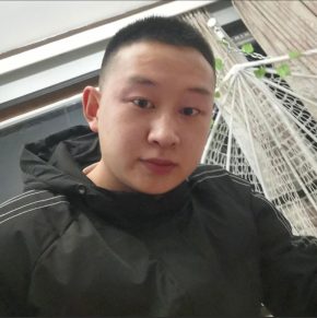 刘强 广州 28岁 170cm 58kg