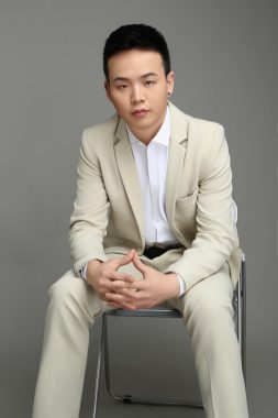 田东育 广州 27岁 178cm 65kg