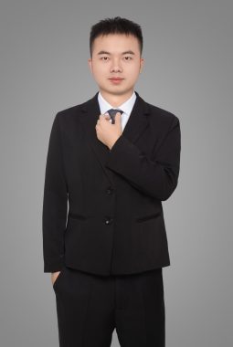 黄伟川 广州 27岁 163cm 62kg