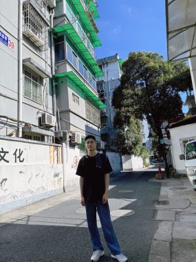 黄克旋 广州 22岁 175cm 55kg