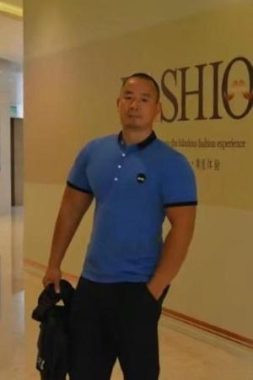 鞠婧祎 广州 40岁 176cm 86kg