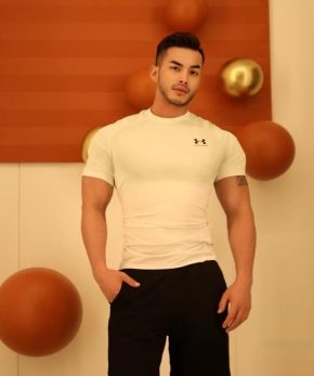 冯禧 广州 30岁 180cm 80kg