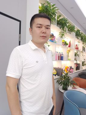 刘洋 深圳 36岁 166cm 65kg