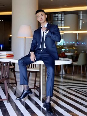 咸春汉 深圳 38岁 176cm 80kg