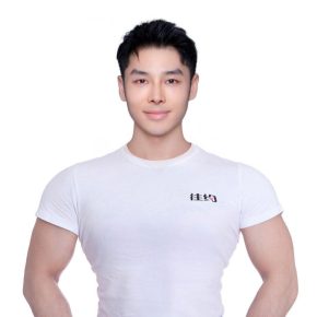 龙博 深圳 35岁 174cm 70kg