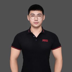 张广进 深圳 31岁 180cm 75kg