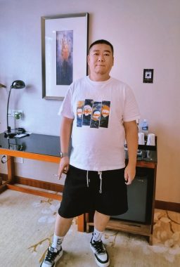 白金龙 深圳 38岁 175cm 95kg