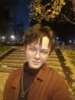 李凯 深圳 32岁 175cm 58kg