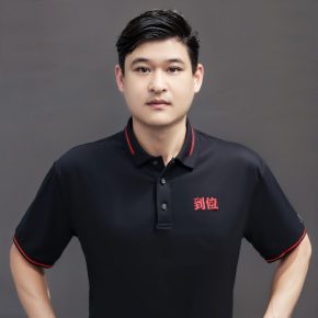 吕世豪 深圳 36岁 176cm 85kg