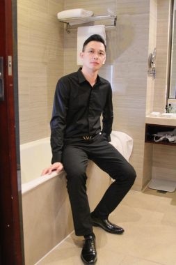 孔海明 深圳 42岁 180cm 74kg