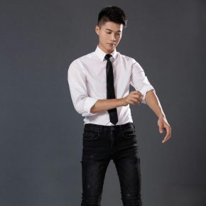 黄国昌 深圳 31岁 176cm 65kg