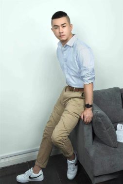 黄章晋 深圳 35岁 175cm 65kg