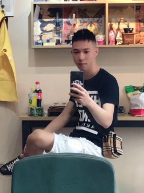吴一坚 深圳 31岁 175cm 65kg