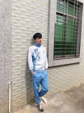 毛俊杰 深圳 25岁 178cm 58kg