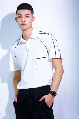郑少东 深圳 27岁 182cm 65kg