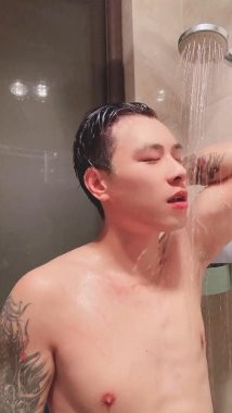 张彦仲 深圳 28岁 175cm 62kg