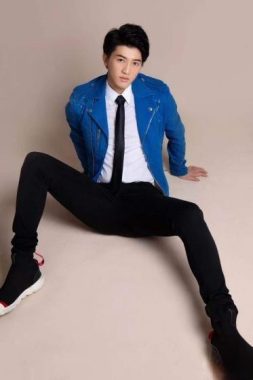 李河君 深圳 28岁 175cm 62kg