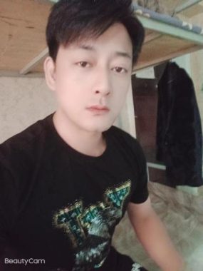 谢如栋 深圳 32岁 180cm 74kg
