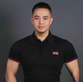 我就撸撸 深圳 34岁 174cm 78kg