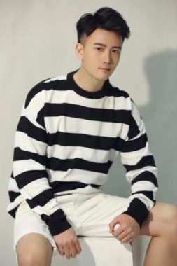 阿佑 深圳 25岁 181cm 72kg