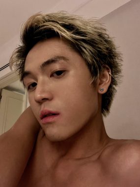 又又zz 深圳 23岁 172cm 48kg
