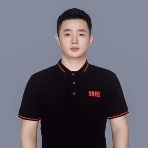 王江华 深圳 34岁 172cm 60kg