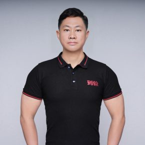 冯超 深圳 52岁 174cm 83kg