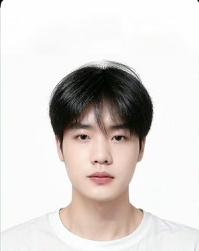崔晋铕 深圳 23岁 184cm 72kg