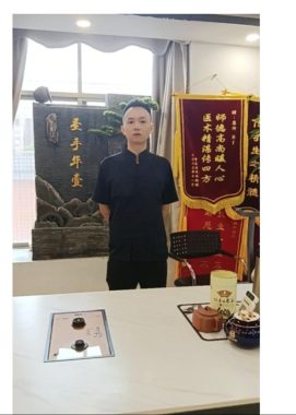 王松 深圳 34岁 175cm 68kg