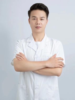 黄枫 深圳 35岁 178cm 77kg