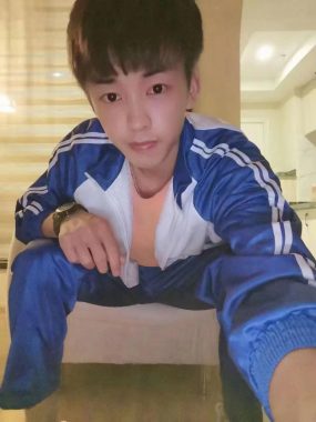 小田 深圳 24岁 175cm 57kg