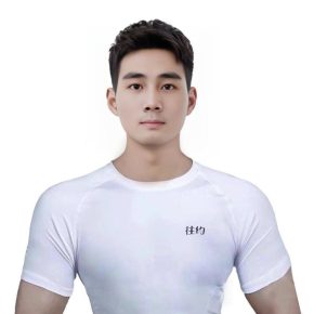 徐鲁伟 泰安 29岁 176cm 80kg