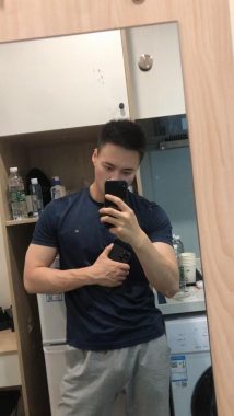 3677 深圳 25岁 178cm 68kg