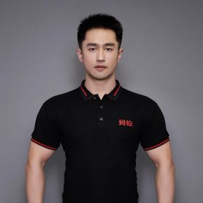 王廷福 烟台 27岁 175cm 75kg