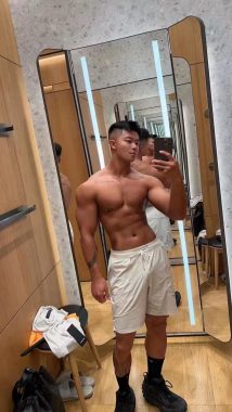 g670 深圳 27岁 178cm 74kg