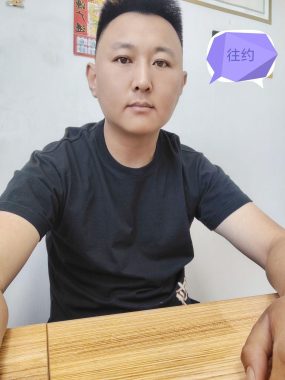 王现龙 济南 38岁 181cm 82kg