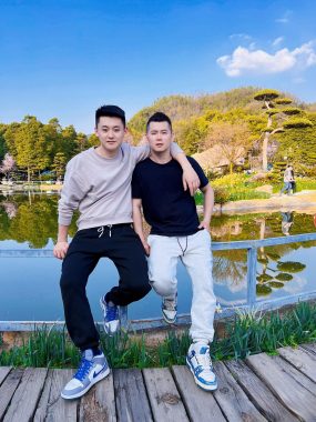黄宏 济南 24岁 182cm 70kg