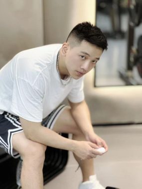 森阳 深圳 26岁 178cm 73kg