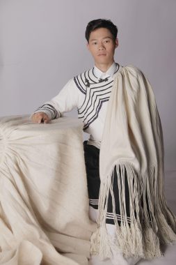 阿木什举 济南 27岁 167cm 61kg