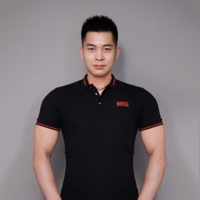 陈国义 济南 40岁 182cm 75kg