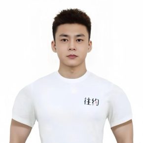 李效朋 青岛 37岁 180cm 75kg