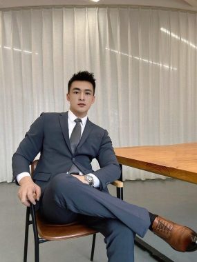 初东升 青岛 39岁 182cm 73kg