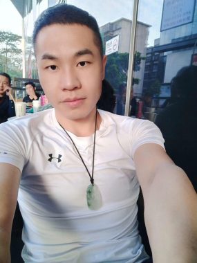 苏再斌 深圳 44岁 172cm 62kg